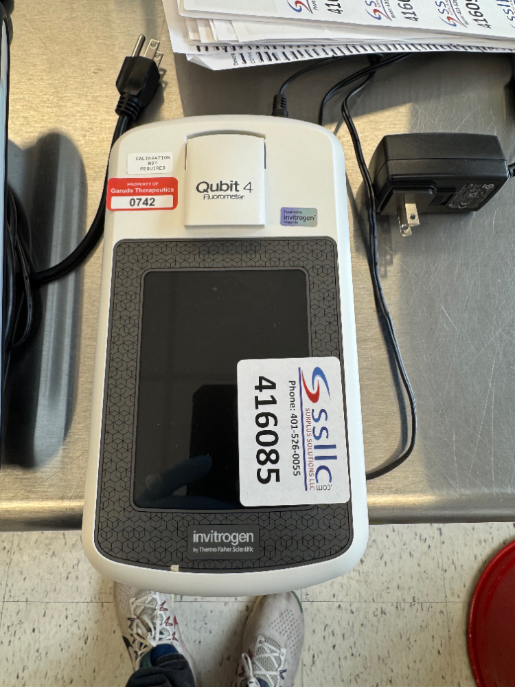 Image of Invitrogen Qubit 4 Fluorometer